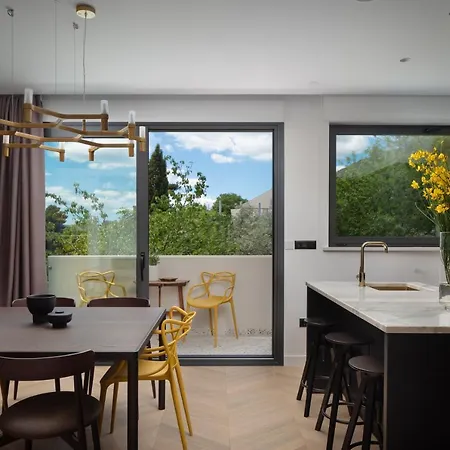 By Splendida Palace Split