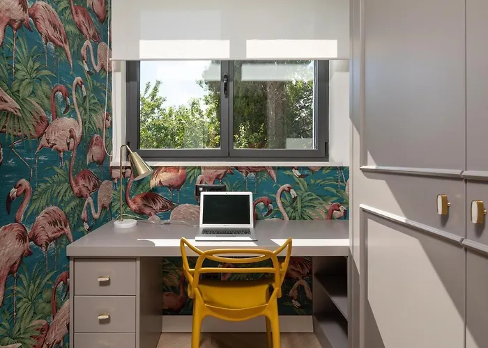 By Splendida Palace Apartment *