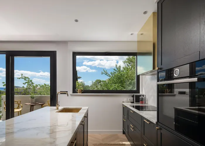 Apartment By Splendida Palace Split